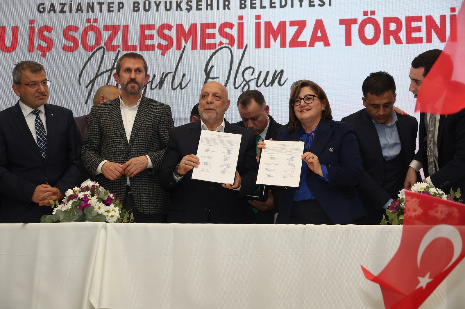 GAZİANTEP BÜYÜKŞEHİR’DEN YÜZDE YÜZ ZAM!